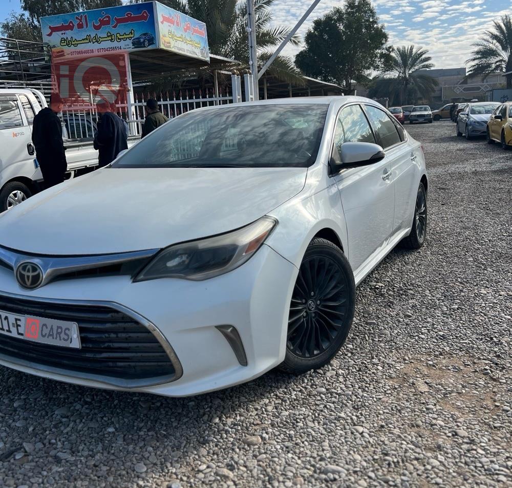 تويوتا أفالون